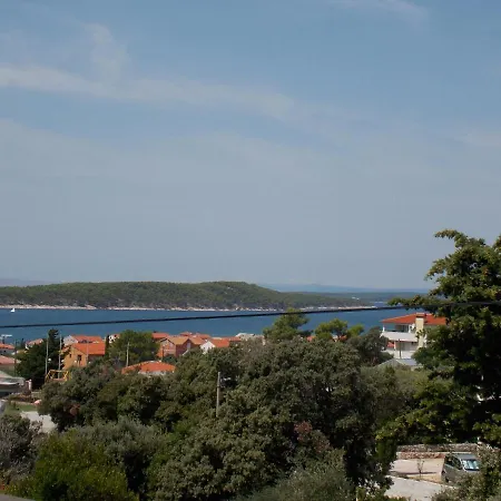 Barbat 730 招待所 3*