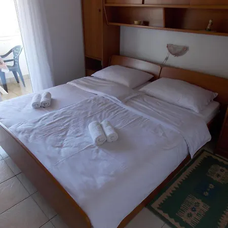 Barbat 730 Guest house