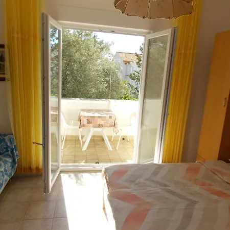 Guest house Barbat 730